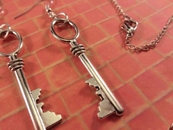 Schlüssel Ohrringe Vintage Optik Schloss Key